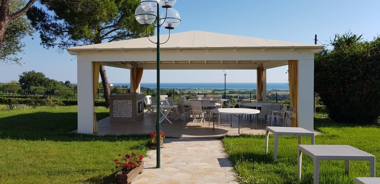 Country House Resort Villa Giardino Degli Eventi Фано Екстериор снимка